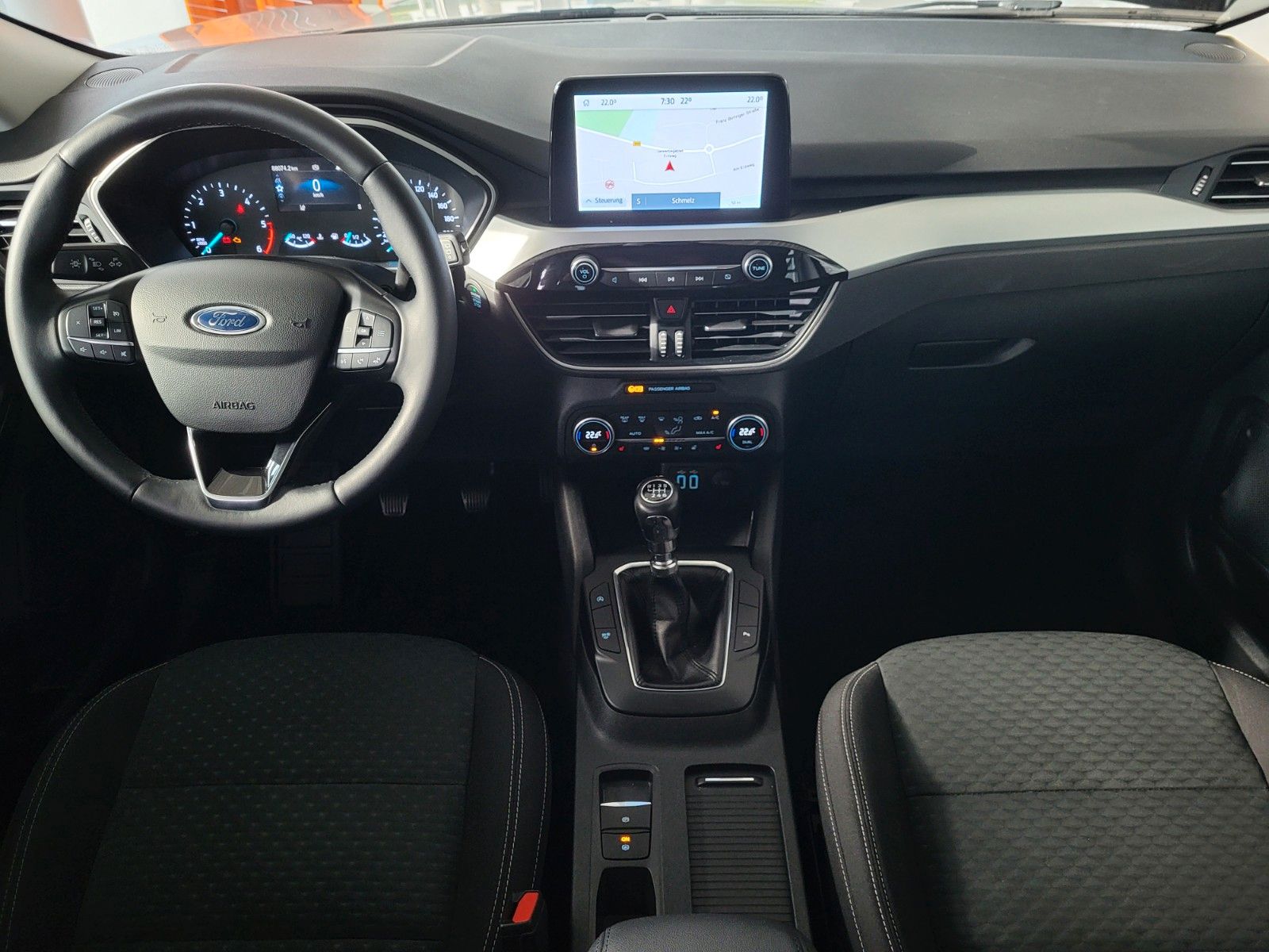 Fahrzeugabbildung Ford Kuga Cool & Connect Winter -P. ,Navi, Klima