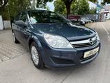 Opel Astra H Lim. Selection "110 Jahre" - Opel Astra Gebrauchtwagen in Augsburg