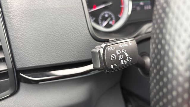 Foto Nummer 19: SKODA Karoq