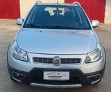 Fiat Sedici 2.0 MJT 16V DPF 4x2 Emotion - silberne Fiat Sedici