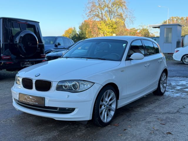 BMW 118i Leder Navi Xenon Tüv NEU