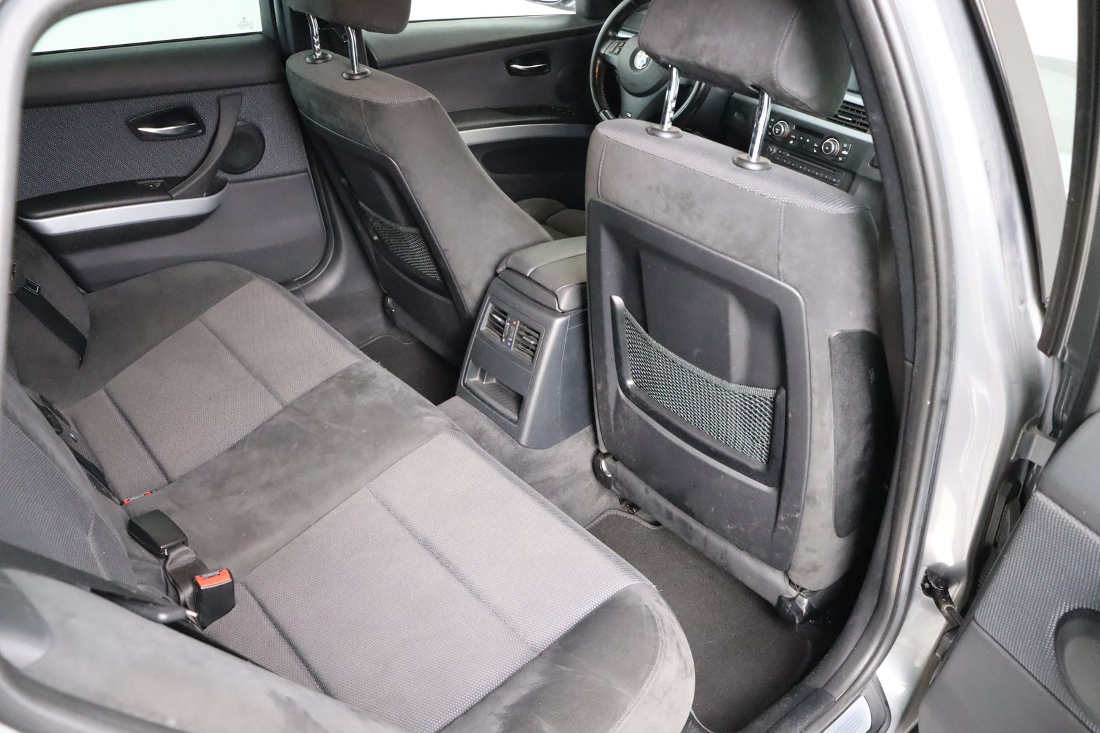 Fahrzeugabbildung BMW 320 d xDrive M-Paket * Xenon * Navi * Alcantara