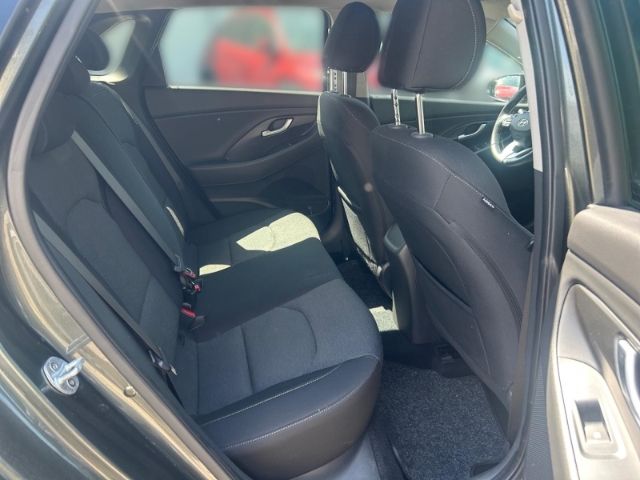 Fahrzeugabbildung Hyundai i30 Edition 30 Apple CarPlay Android Auto Mehrzo