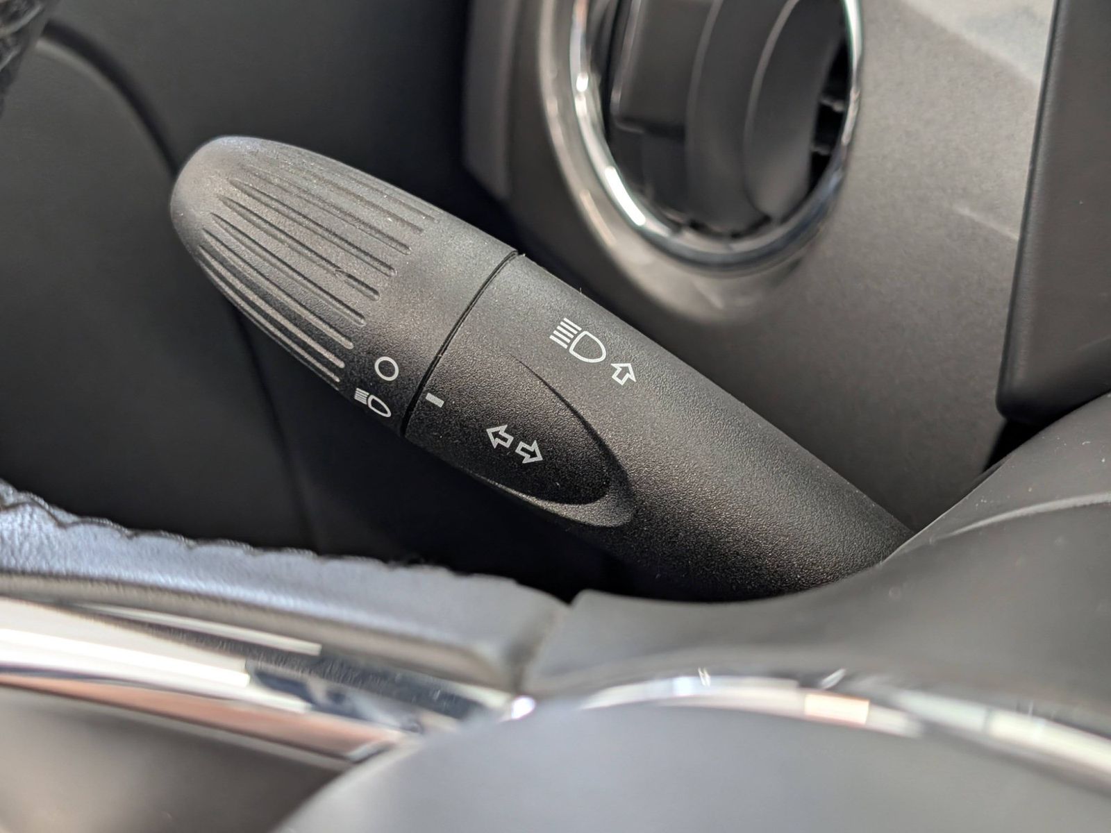 FIAT 500C  1.2 Lounge Cabrio Klima Bluetooth – Bild 29