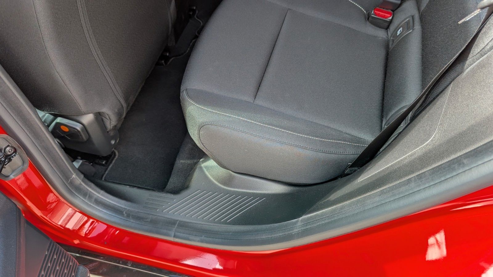 Fahrzeugabbildung Nissan Micra 110 kW Advance | Winterpaket