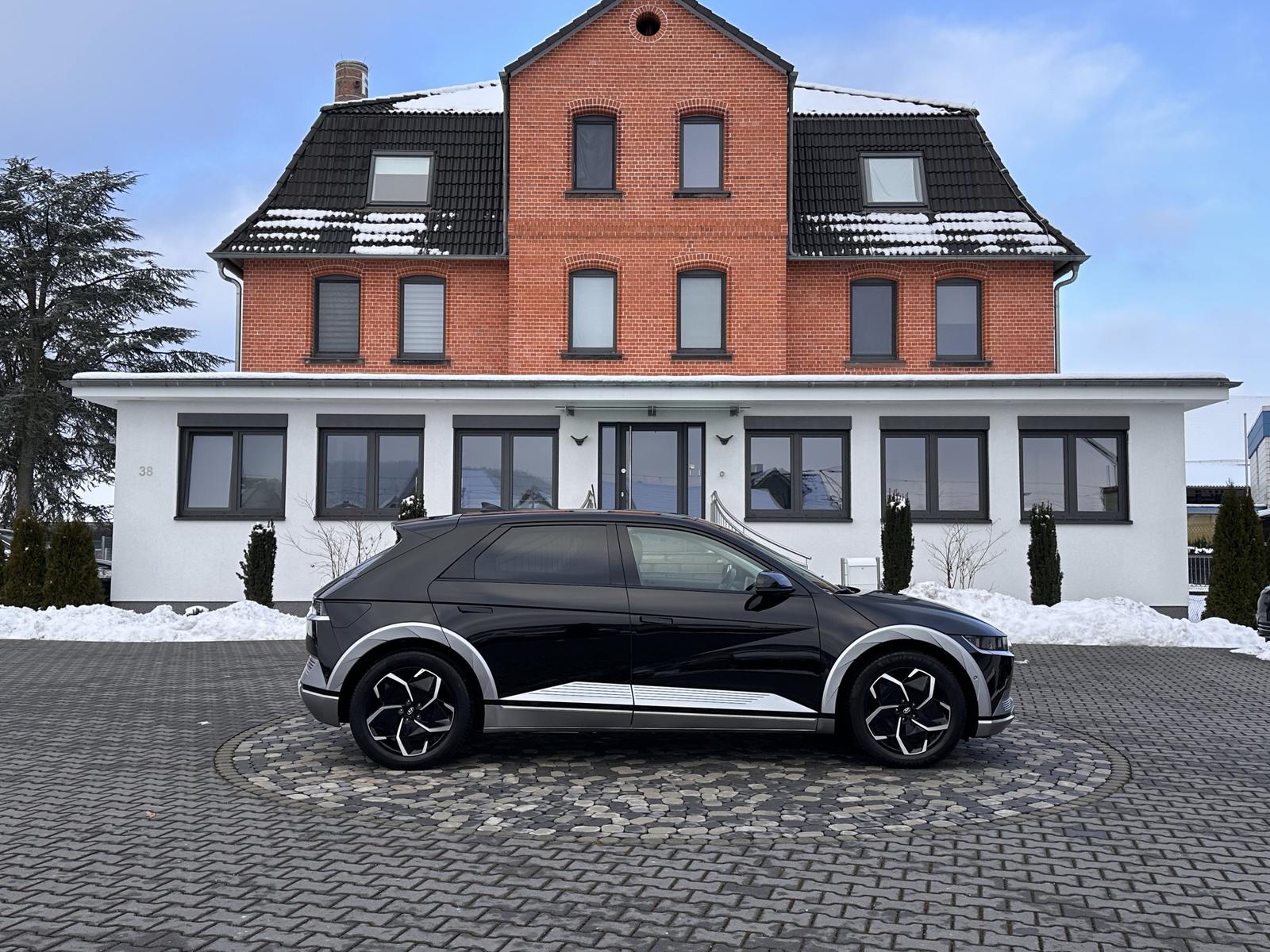 Hyundai Ioniq 5 Uniq PIXEL PANO ACC HUD BOSE 360° 4xSHZ 