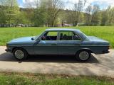 Mercedes-Benz 200 E200 Diesel Oldtimer H Kennzeichen - Mercedes-Benz Diesel Gebrauchtwagen aus dem Jahr 1981