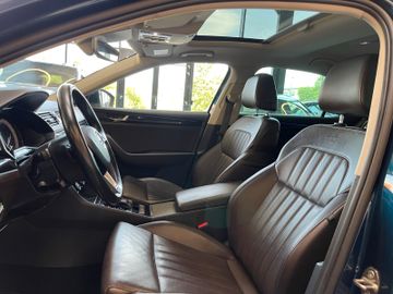 Skoda Superb Lim. L&K *Pano*Xenon*Kamera*