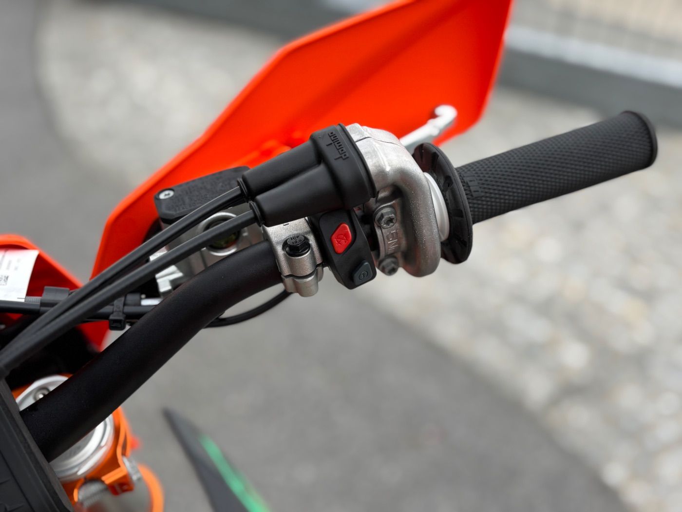 Fahrzeugabbildung KTM 350 EXC-F Six Days 2027