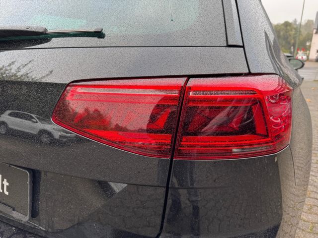 Passat Variant Business 2.0 TDI DSG AHK Navi Mat