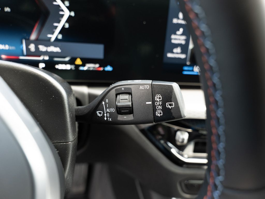BMW 340i Touring xDrive FACEL. PANO AHK HUD 360° foto 20