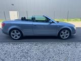 Audi A4 Cabriolet 2.0 TFSI S line multitronic Navi - Audi A4 aus 2006: Line