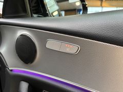 MERCEDES-BENZ E 200 T Avantgarde*LED*Navi*SHZ*Park-Assistent