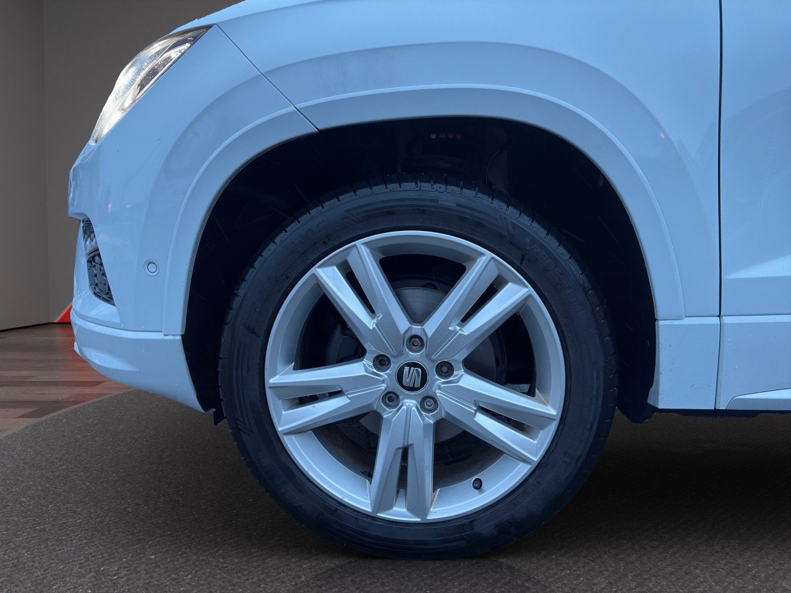 Fahrzeugabbildung SEAT Ateca 1.5 TSI FR DSG LED/NAVI/SHZ/SHZ/AHK