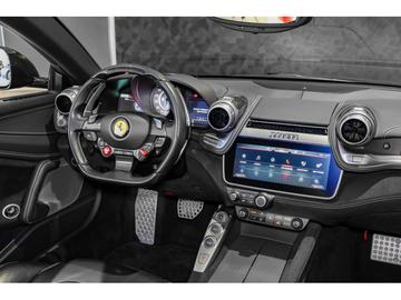 2018 Ferrari GTC4LUSSO — миниатюра 13