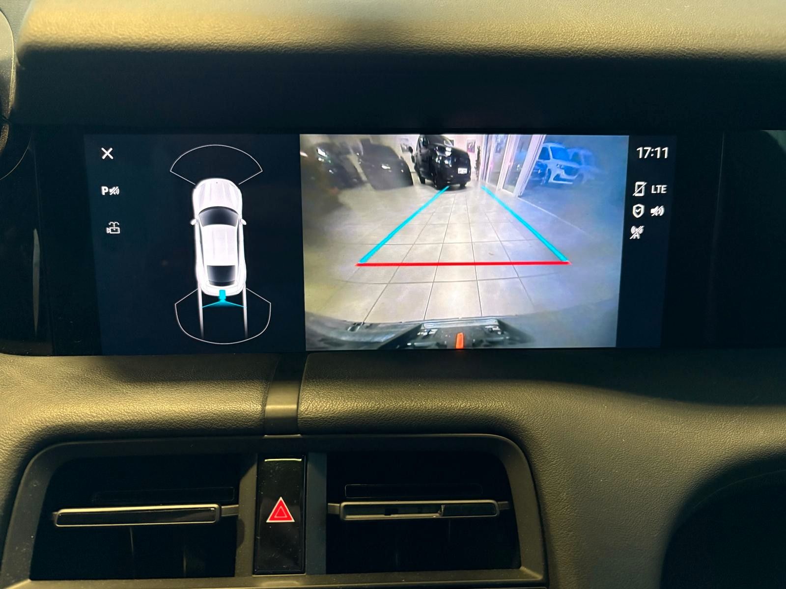 Fahrzeugabbildung Porsche Taycan Basis