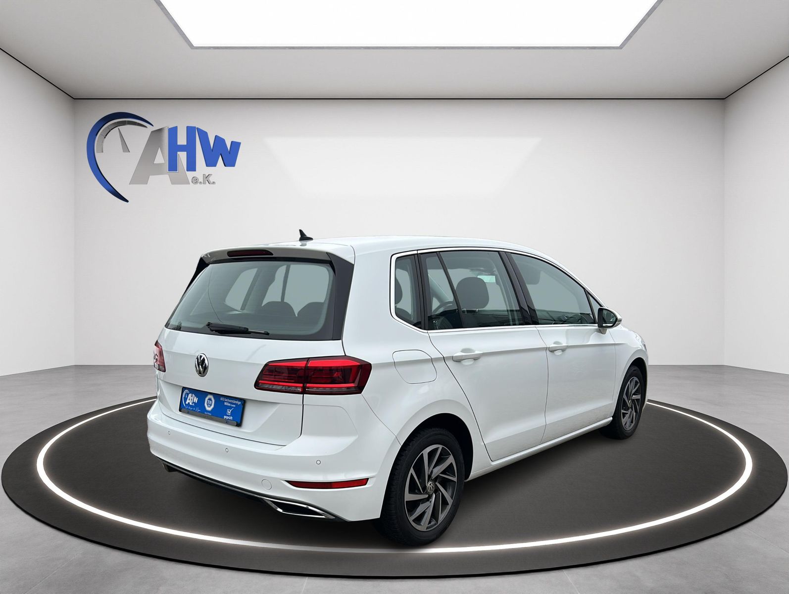 Fahrzeugabbildung Volkswagen Golf Sportsvan 1,5 TSI Highline