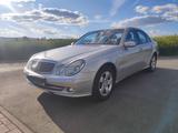 Mercedes-Benz E 320 CDI 4MATIC AVANTGARDE Avantgarde - gebrauchte Mercedes-Benz E 320 aus dem Jahr 2005