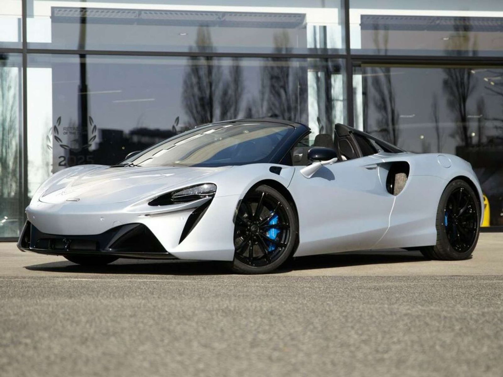 McLaren Artura Artura Spider / 0% Leasing / B&W / Lift imagem 2