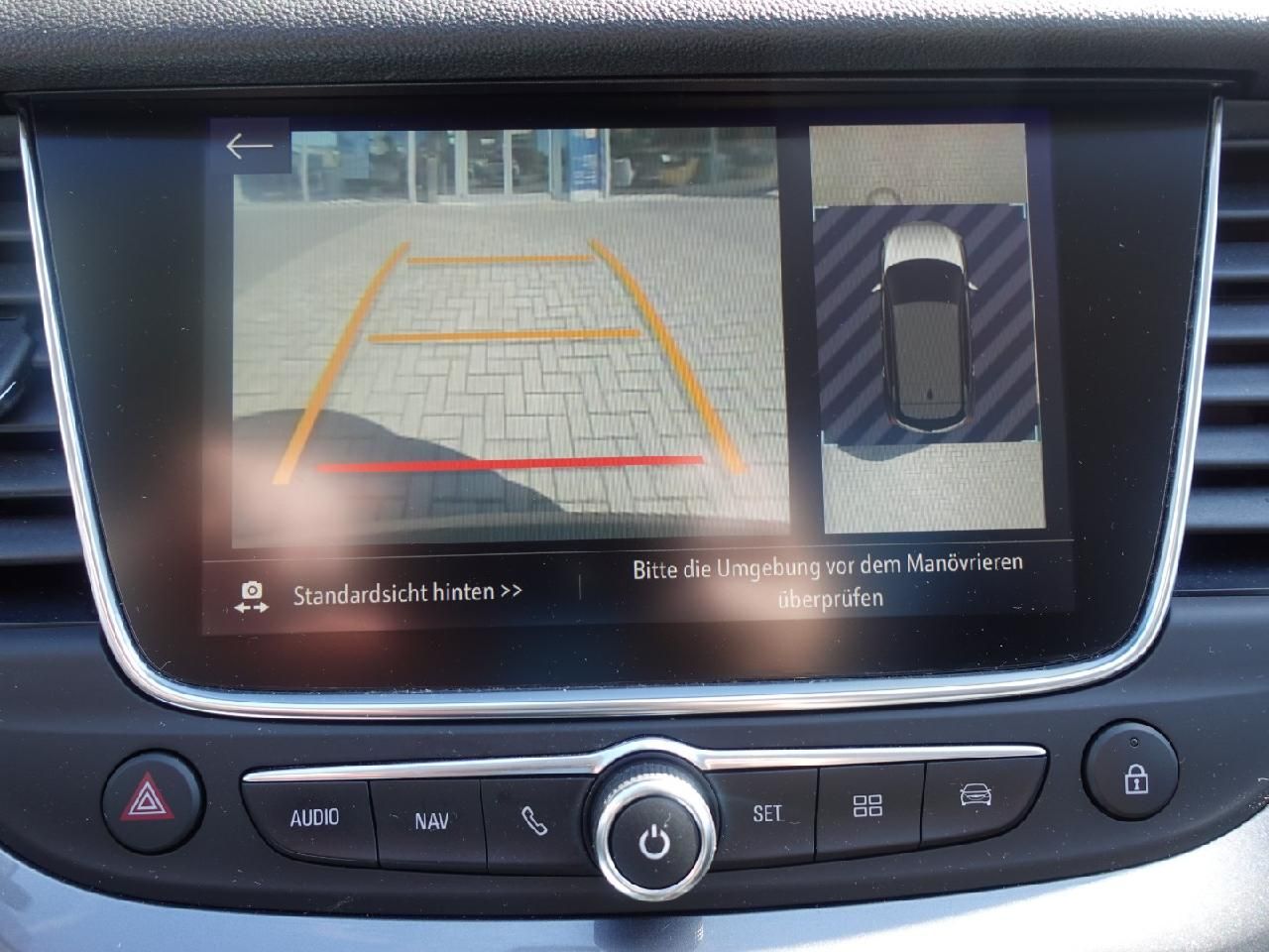 Fahrzeugabbildung Opel Grandland 2,0 Innovation Automatik