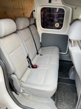 Volkswagen Caddy Maxi Transporter - Volkswagen Transporter mit Benzin-Antrieb