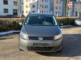 Volkswagen Touran 1.2 TSI Style BlueMotion Technology S... - Volkswagen Touran Style mit Benzin-Antrieb