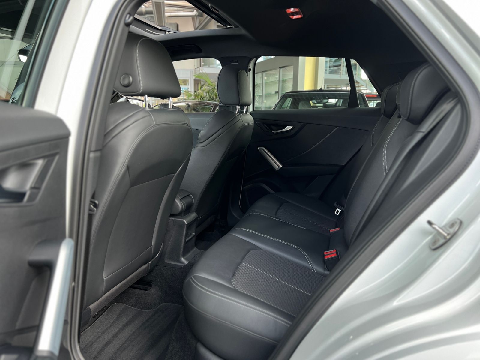 Fahrzeugabbildung Audi Q2 35 TFSI S-Tronic S Line PANO SHZ LED NAVI