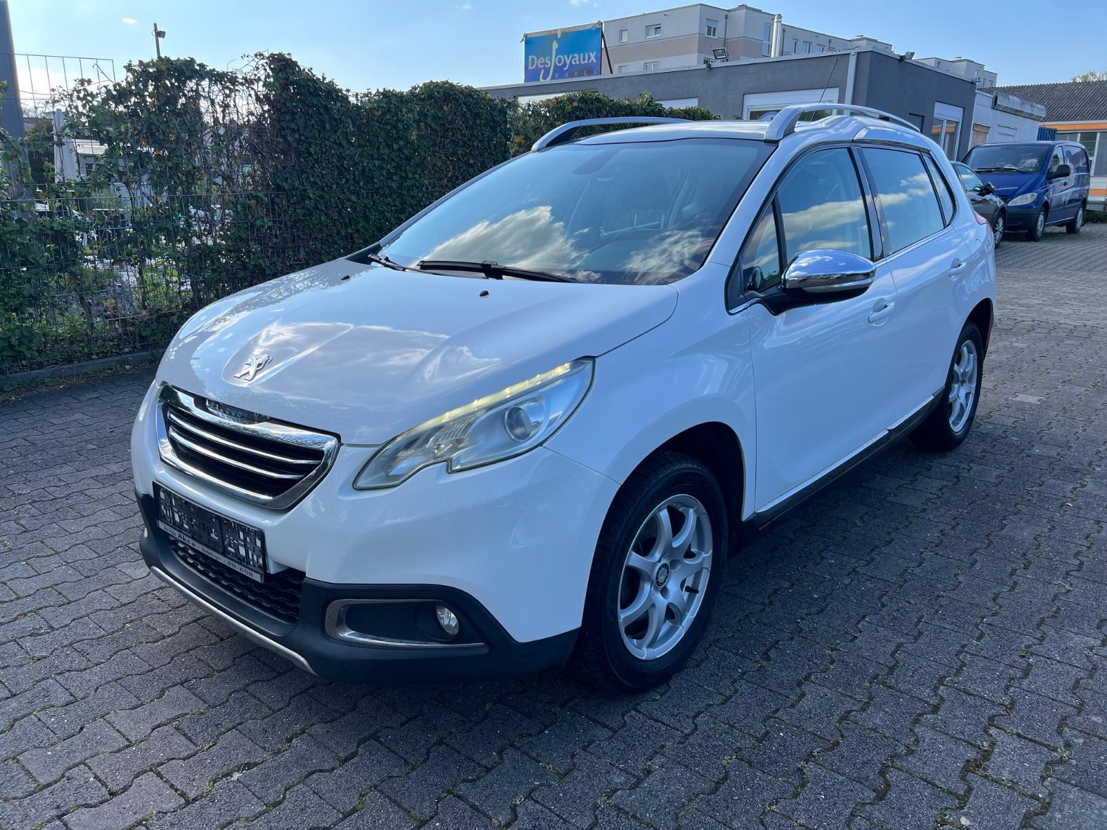 Peugeot 2008 Allure PANO*LEDER*PDC*BT-AUDIO