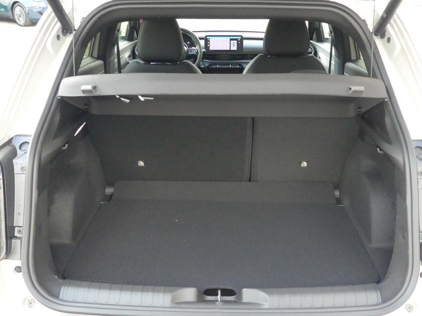 Fiat 600 HYBRID SPORT 1.2 145 PS DCT6 LED NAVI KAMERA