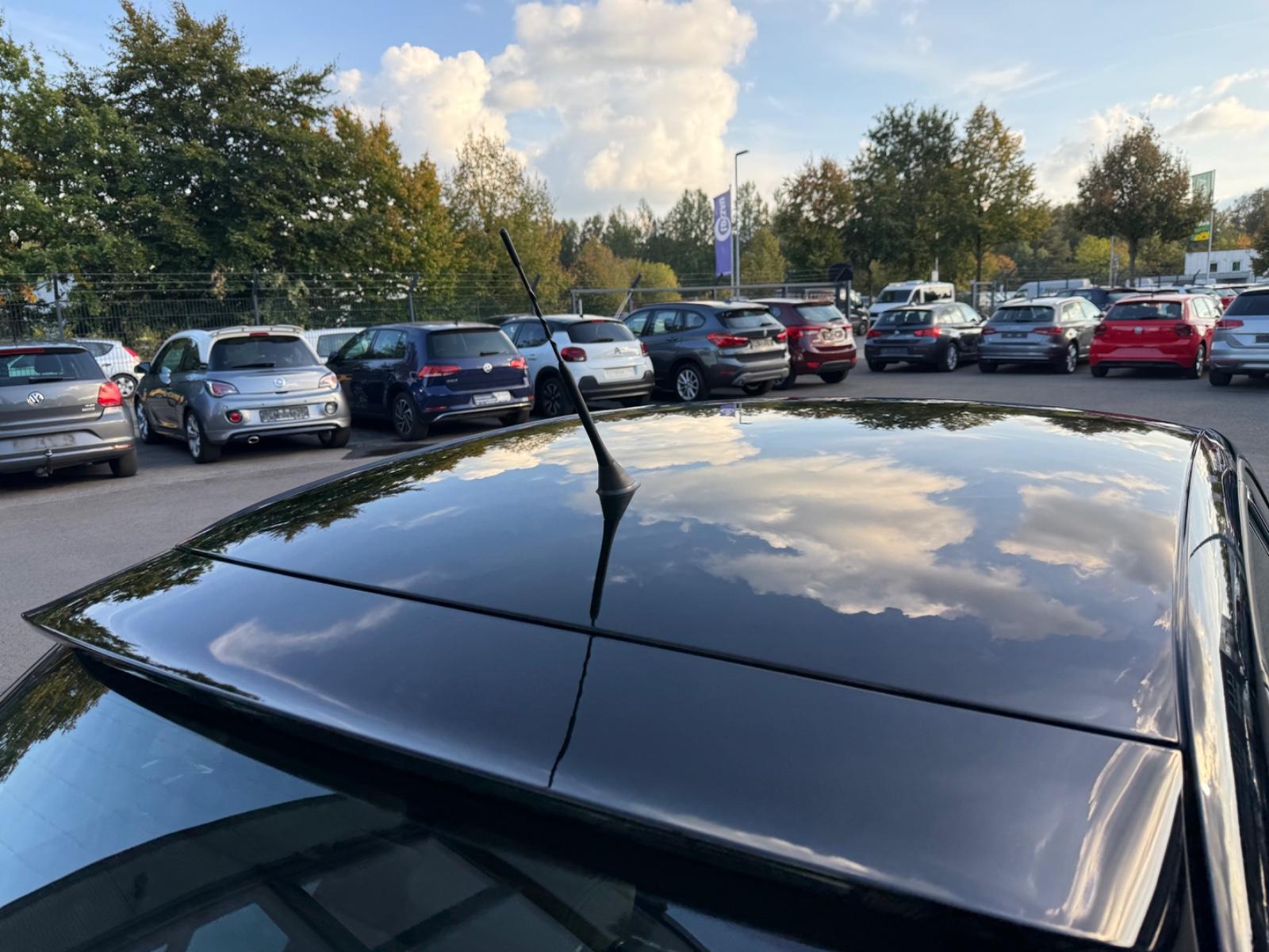 Audi A1 Sportback Ultra Sport*SHZ*TEMP*FSP*USB*HU NEU