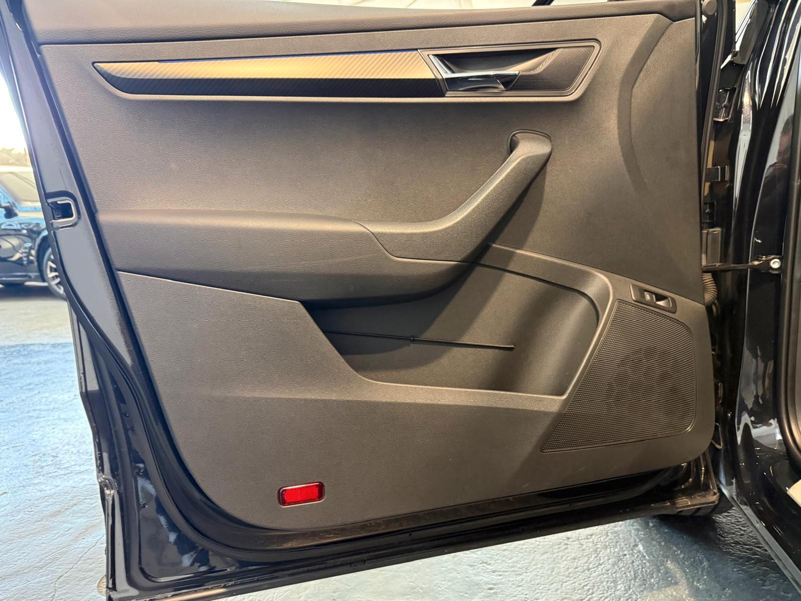 Skoda Karoq Sportline 4x4/KAMERA/LED/AHK/NAV