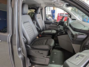 Ford Tourneo Custom 2.0 L Titanium +