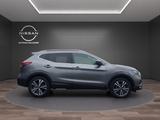 Nissan Qashqai N-Way 1.3 DIG-T 6MT - Nissan Qashqai N-Way mit Benzin-Antrieb