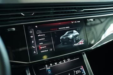 2019 AUDI Q8 — миниатюра 36