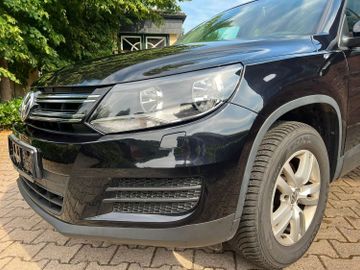 Volkswagen Tiguan - 11