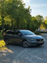 Fiat Tipo 1.6 MultiJet LOUNGE LOUNGE