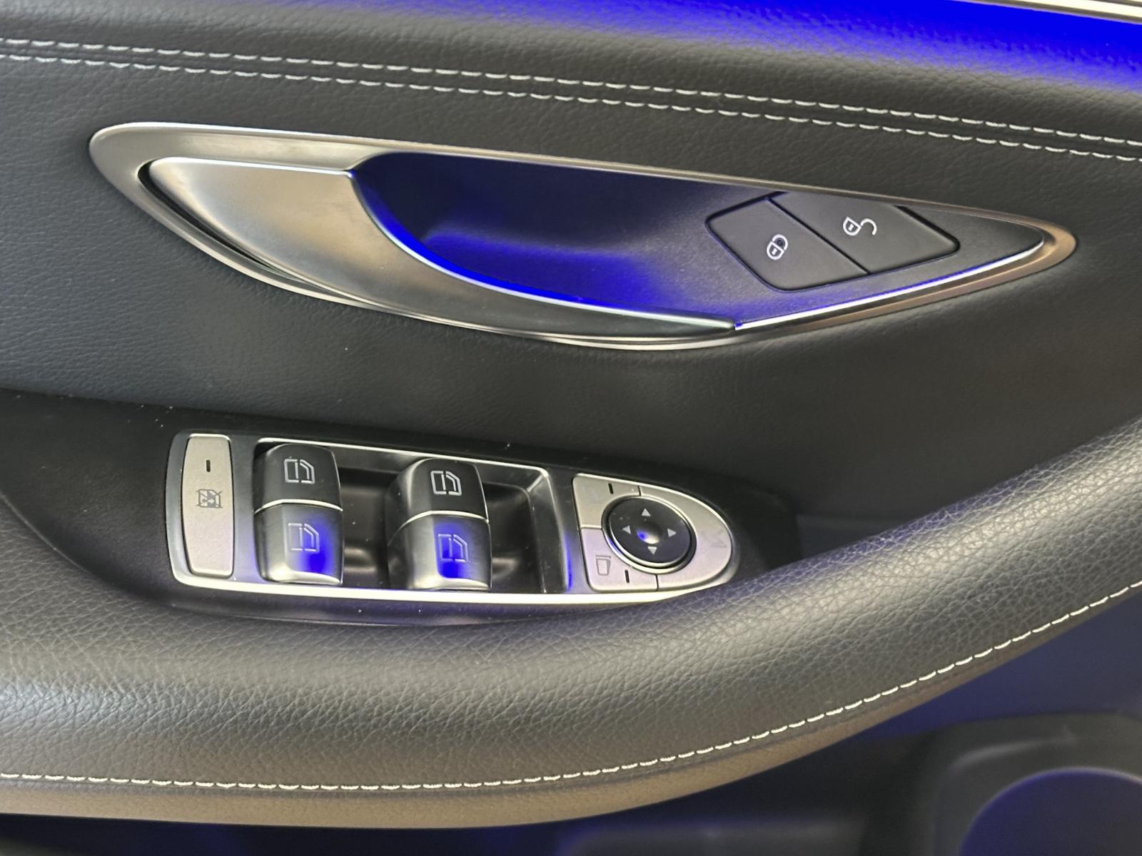 Mercedes-Benz E 300 de*4Matic*AMG+Night p.*ACC*360*Burmester