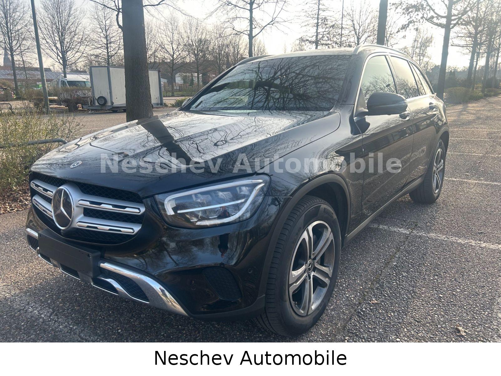 Mercedes-Benz GLC 300 9G-tr AMG Int/Distr/AHK/18"/17"WR/1.Hd.