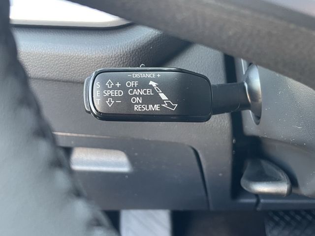 Skoda Octavia Combi IV 2.0 TDI DSG Selection *MATRIX*