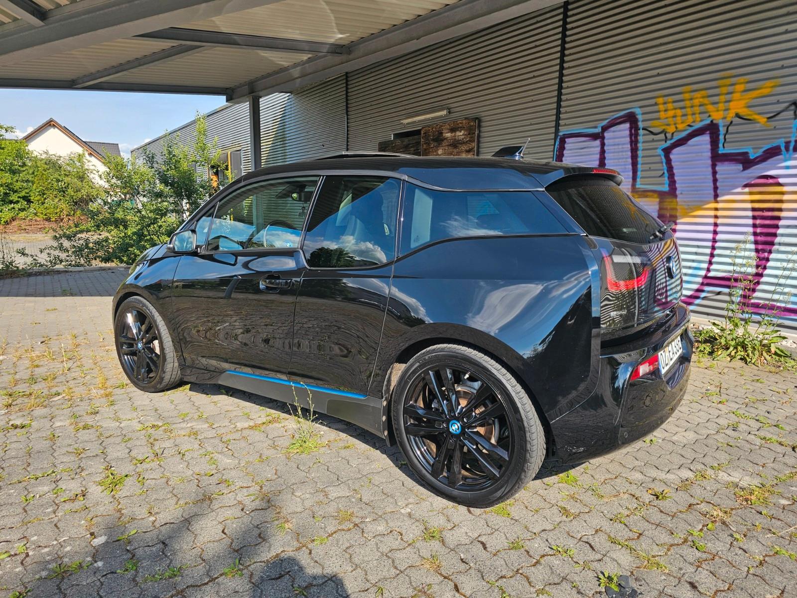 BMW i3 (120 Ah) Suite Leder RFK Carplay Schiebedach