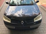 Renault RENAULT MEGANE 1.9 DIESEL 1.9 Diesel - Renault Megane aus 2004 mit Diesel-Antrieb