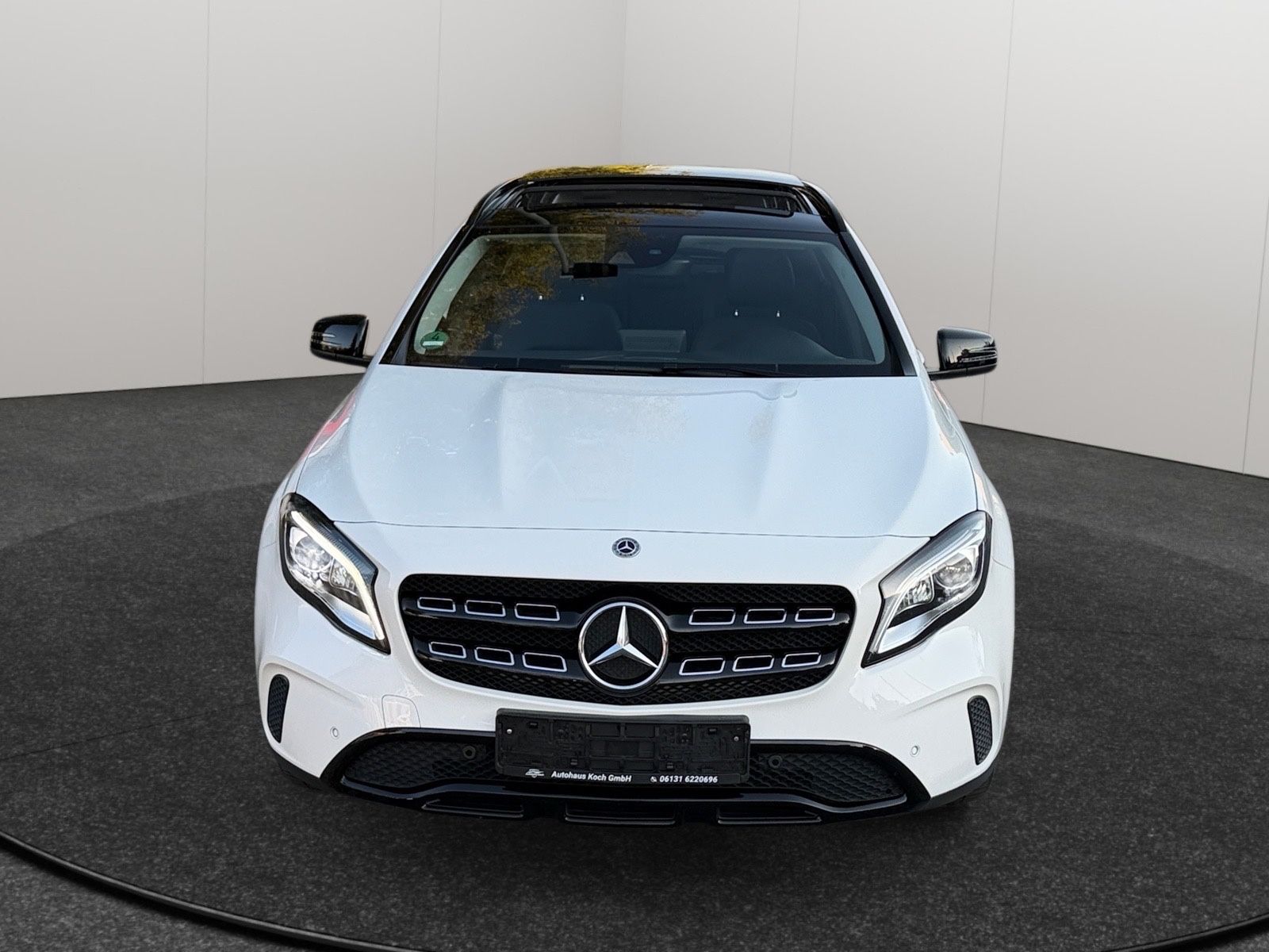 Mercedes-Benz GLA 200*Pano*Automatik*LED*Night imagem 2