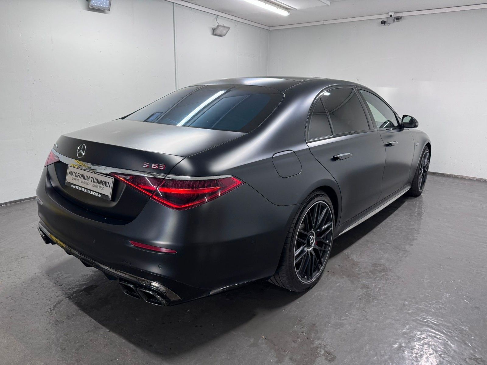 Fahrzeugabbildung Mercedes-Benz S 63 E Performance L  *MANUFAKTUR*