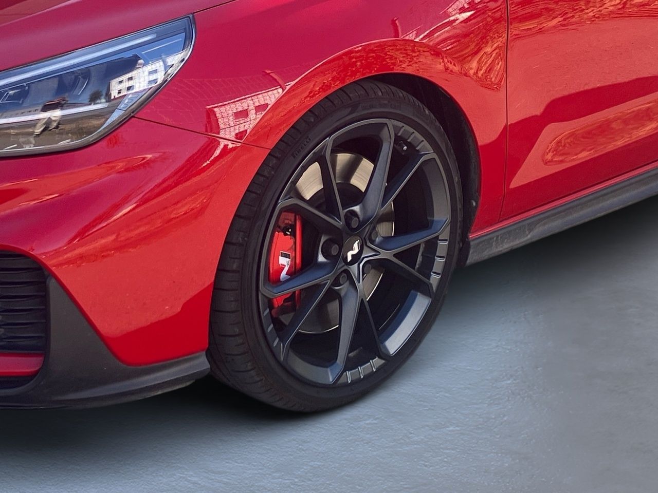 Fahrzeugabbildung Hyundai i30N PERF. FASTBACK PANO*abn.AHK*SP.SITZ*LHZ*SHZ