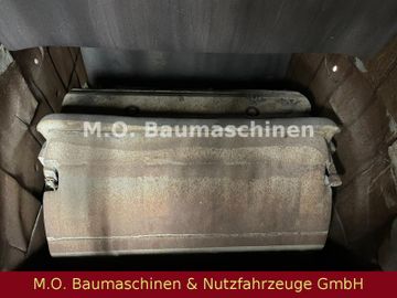 Fahrzeugabbildung CAT Böhringer RC 12 G/Crusher/Brecher/Prallmühle