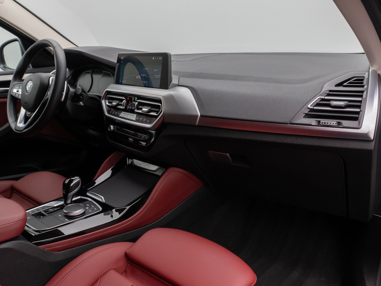 Fahrzeugabbildung BMW X4 xD20d 360°DAB HiFi Fernlichtassist AHK Sport