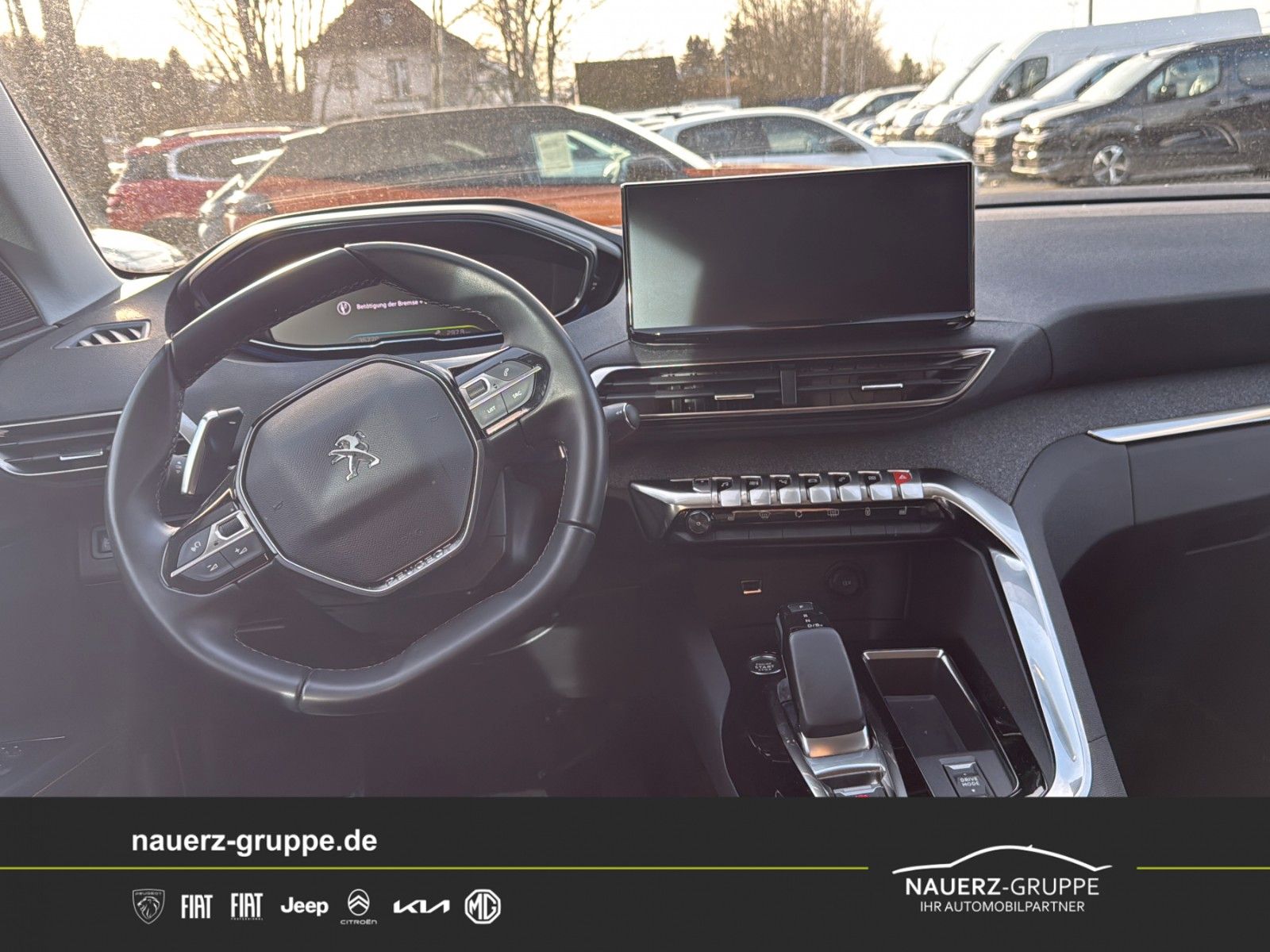 Fahrzeugabbildung Peugeot 3008 Hybrid 225 Roadtrip