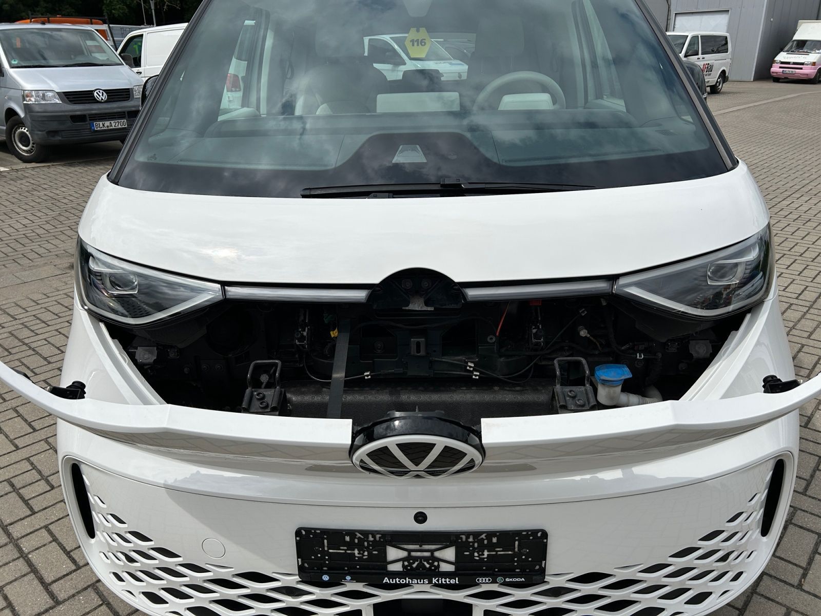ID.Buzz Pro 150 kW 82 kWh  Matrix, AZV, Türen el