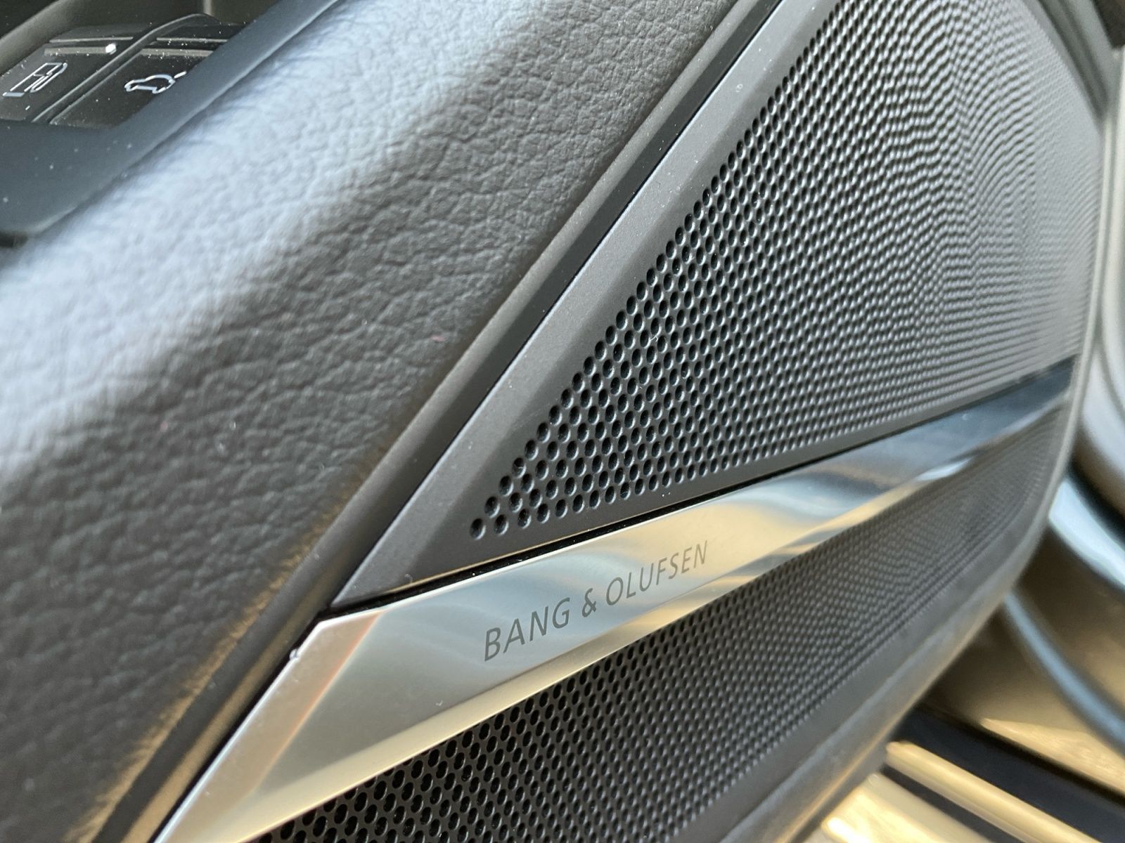 Audi A8 - Bild 18