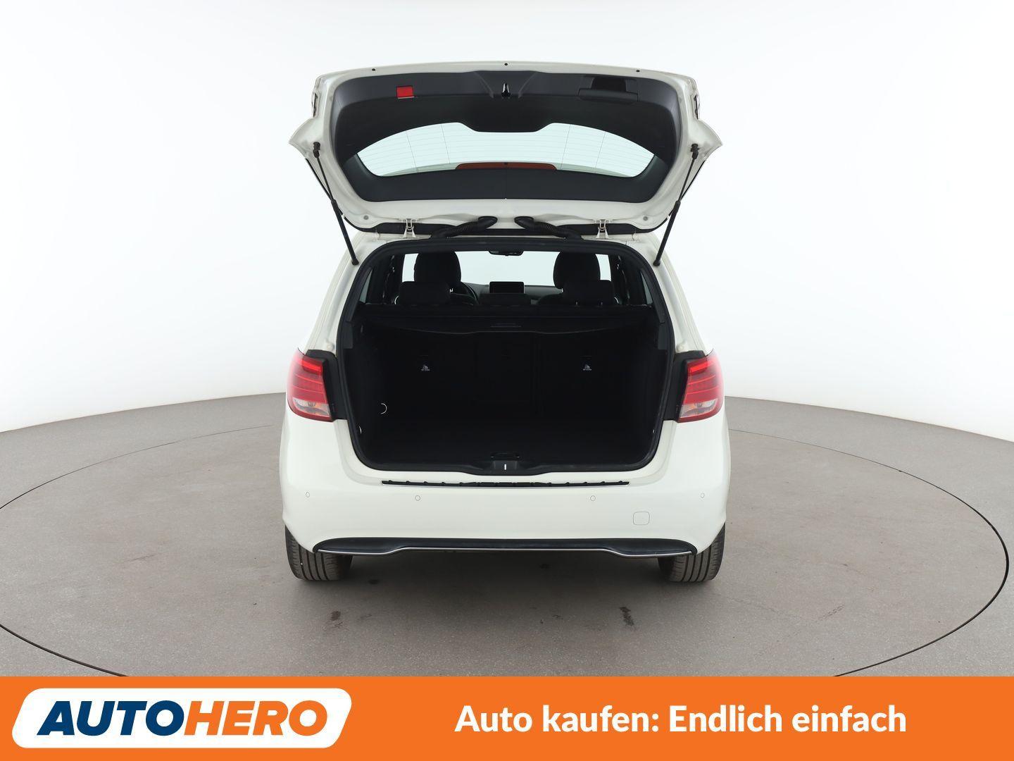Mercedes-Benz B 180 Style *NAVI*TEMPO*PDC*SHZ*